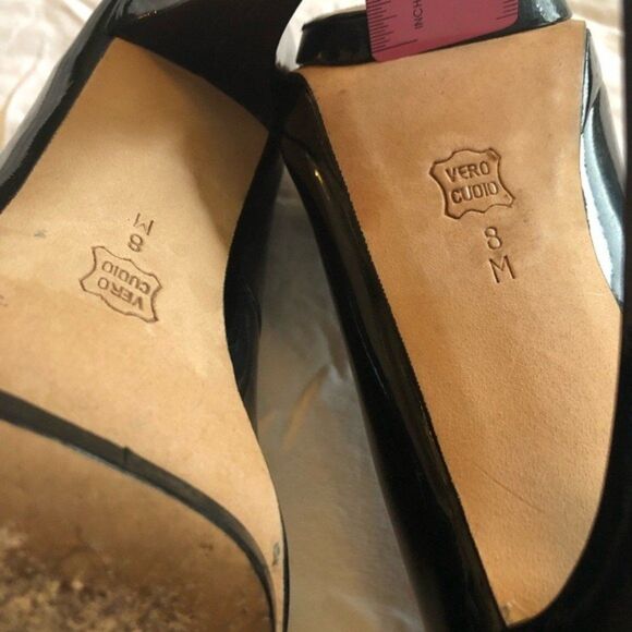 Women's Size 8 Vaneli Patten Leather Peep Toe Heels - Picture 4 of 6